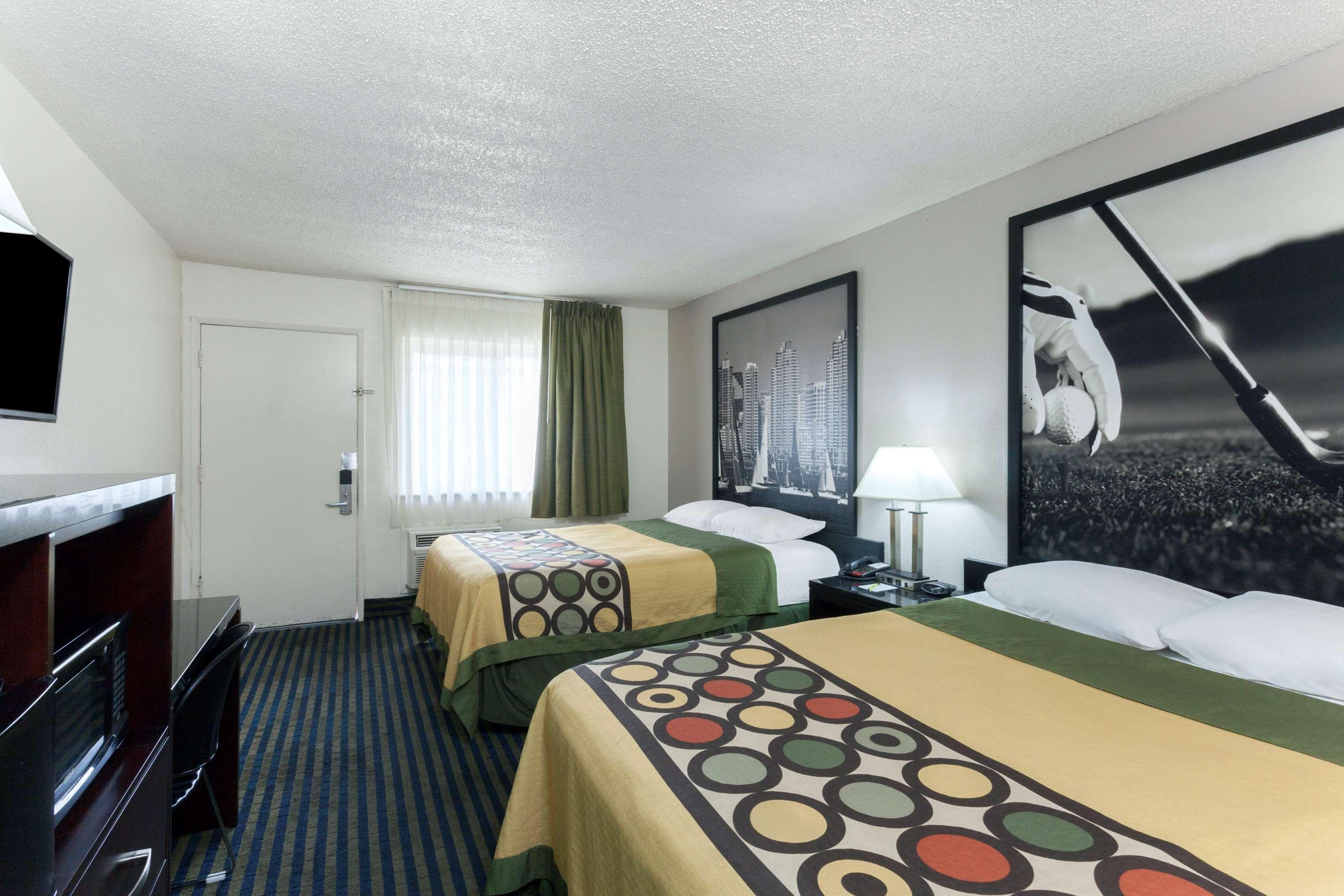 Super 8 By Wyndham San Diego Hotel Circle Exterior foto