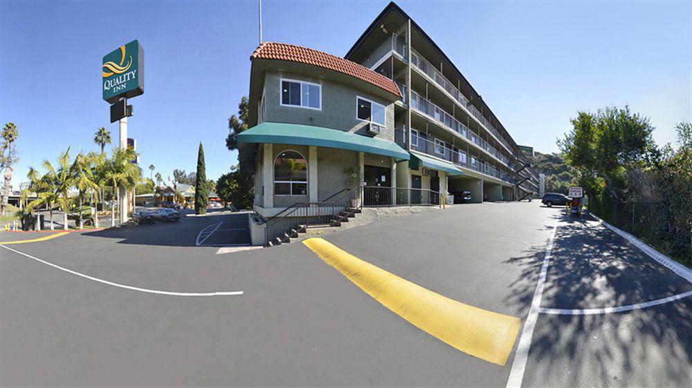 Super 8 By Wyndham San Diego Hotel Circle Exterior foto